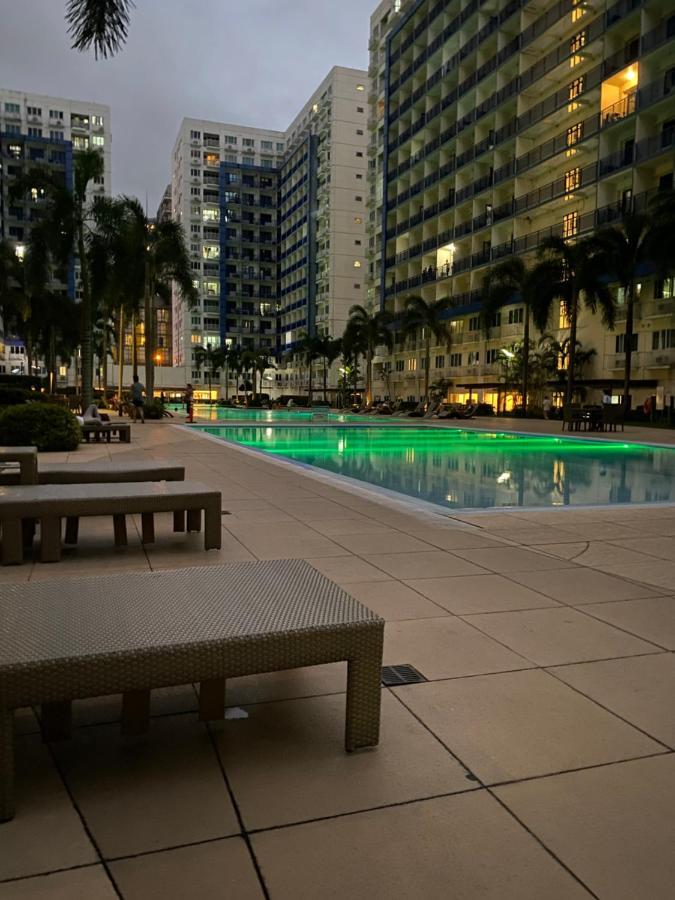 Azenith Staycation At Sea Residences Moa Pasay Exteriör bild